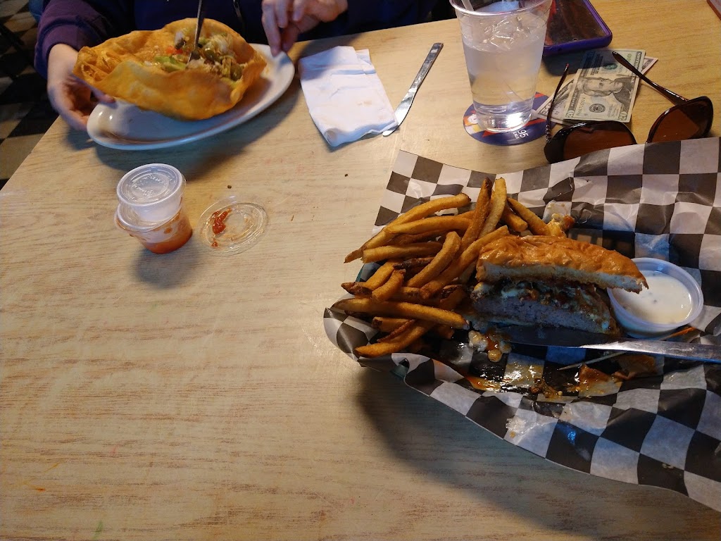 Scoops Pub | restaurant | 482 Northdale Blvd NW, Coon Rapids, MN 55448, USA | 7637577600 OR +1 763-757-7600