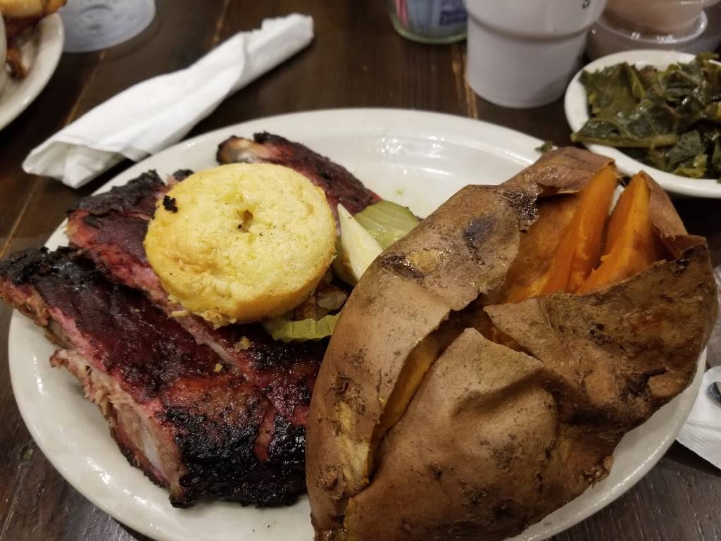 Countrys Barbecue | restaurant | 124 Vernon St, LaGrange, GA 30240, USA | 7068459687 OR +1 706-845-9687