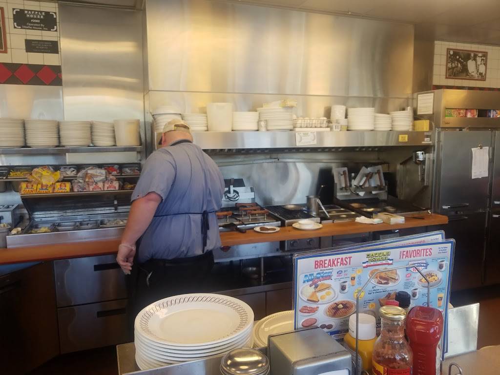 Waffle House | meal takeaway | 6907 Dorchester Rd, North Charleston, SC 29418, USA | 8437605566 OR +1 843-760-5566