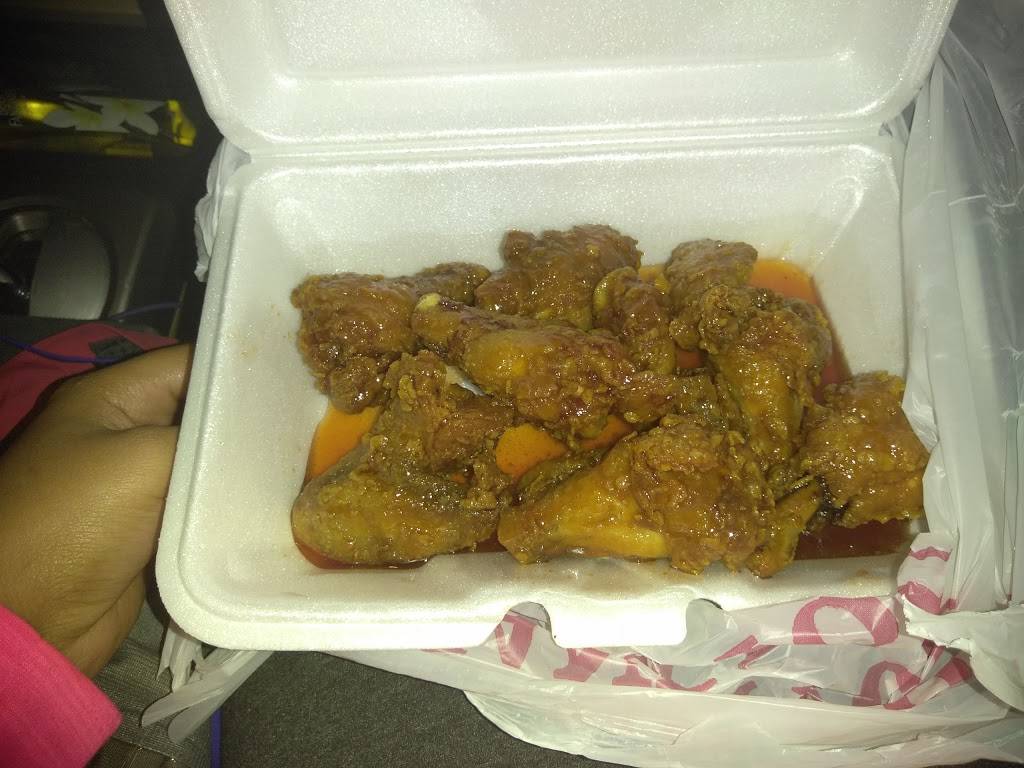 Lucky Star | meal takeaway | 8207 Landover Rd, Landover, MD 20785, USA | 3013228733 OR +1 301-322-8733