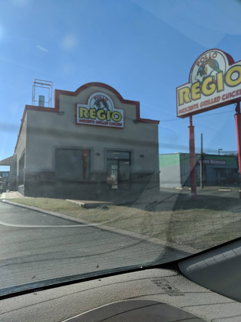 Pollo Regio | restaurant | 6614 E NW Hwy, Dallas, TX 75231, USA | 2143684800 OR +1 214-368-4800