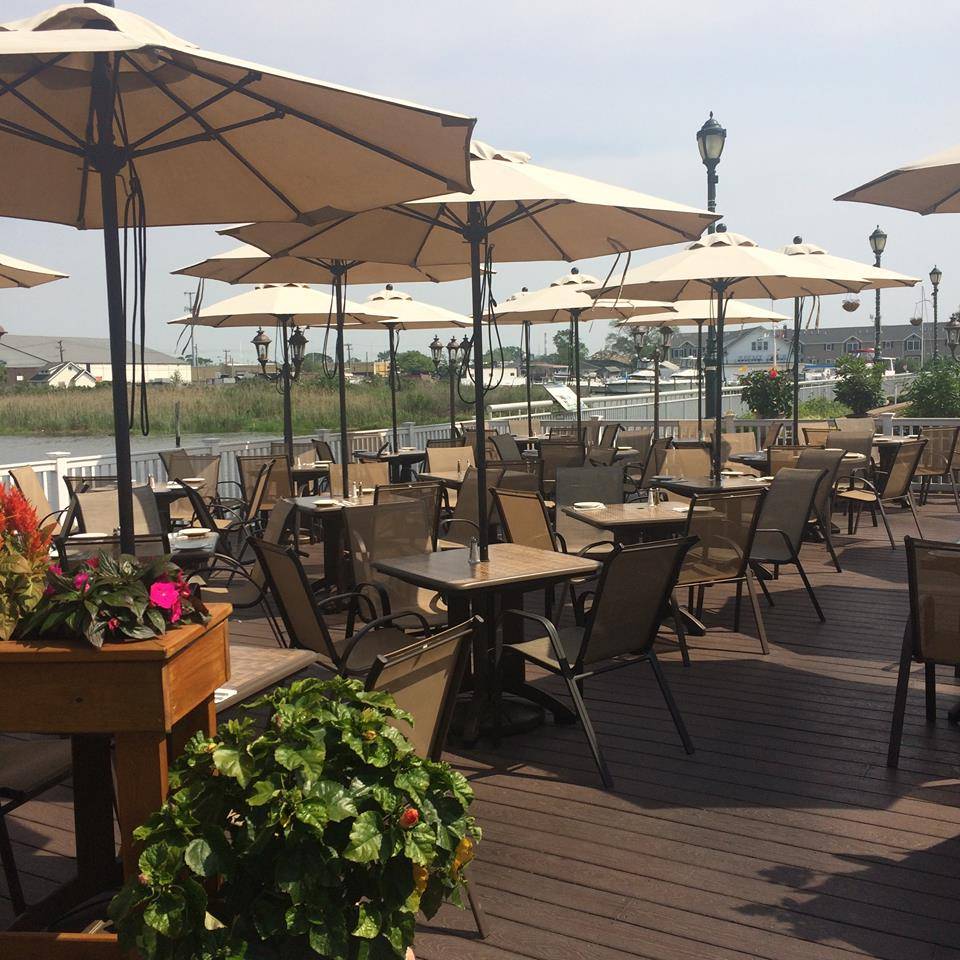 Reel | restaurant | 1 Main St, East Rockaway, NY 11518, USA | 5163417222 OR +1 516-341-7222