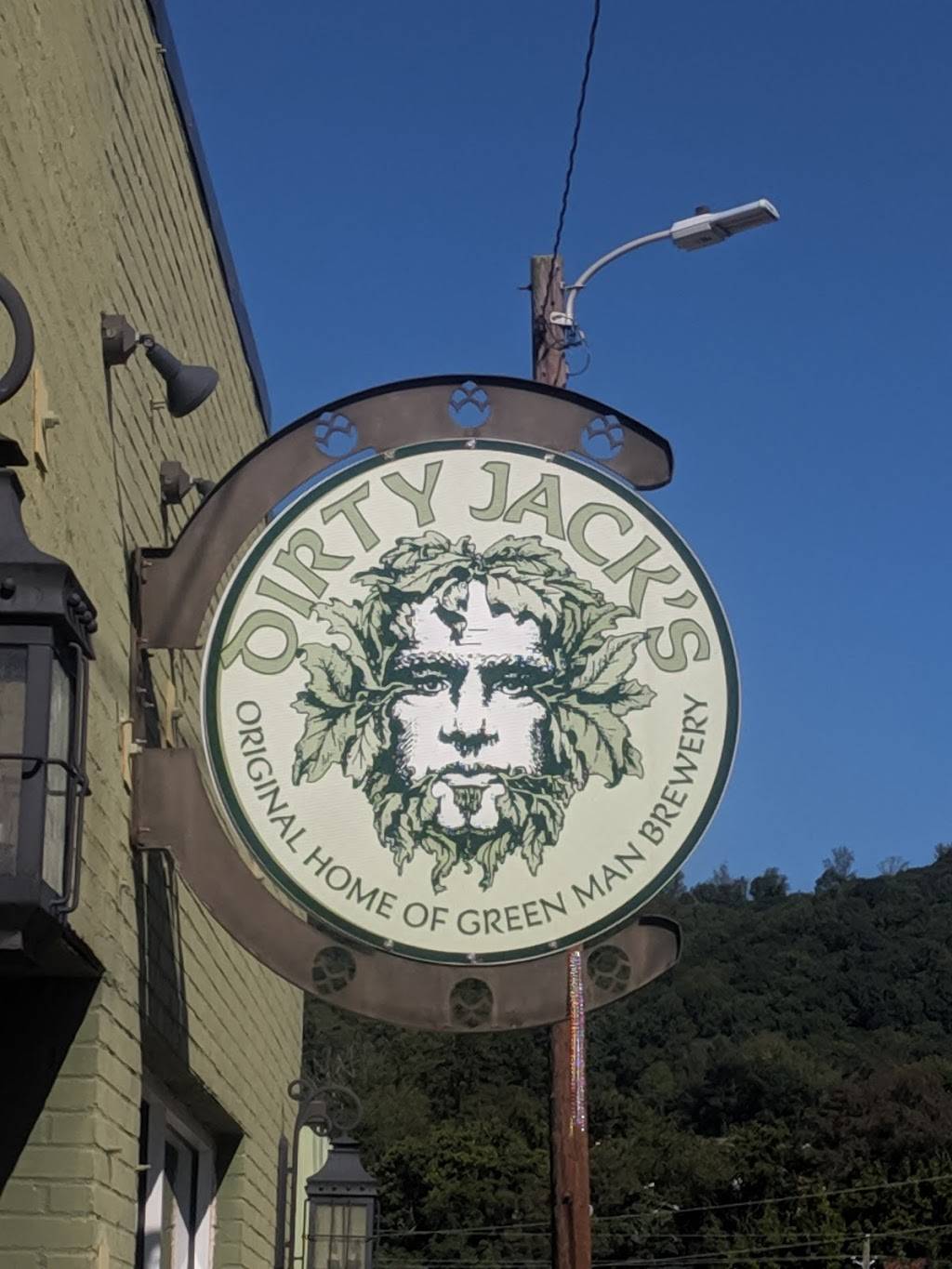 Dirty Jack’s | restaurant | 23 Buxton Ave, Asheville, NC 28801, USA | 8282525502 OR +1 828-252-5502