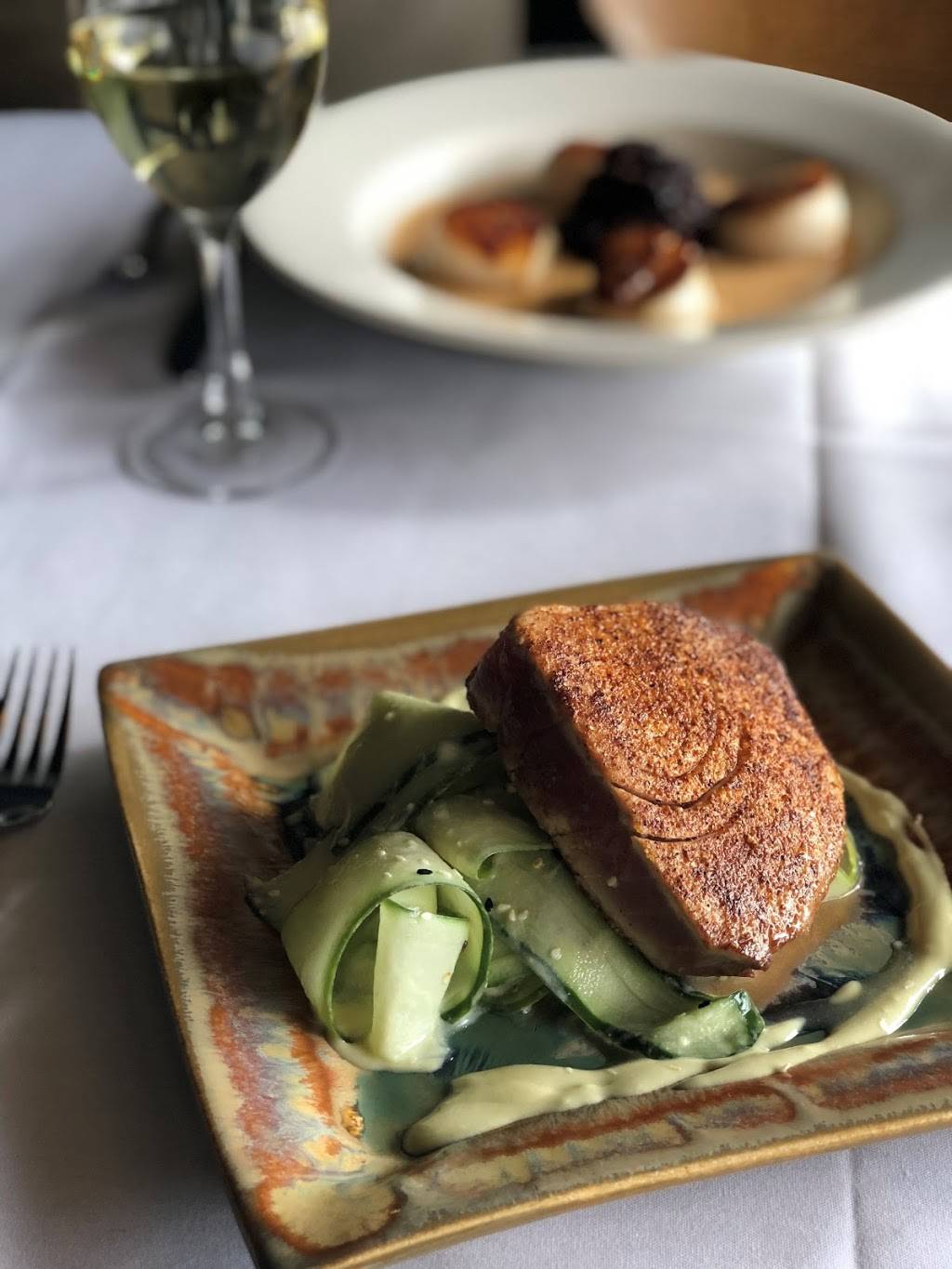 Tsunami | restaurant | 928 Cooper St, Memphis, TN 38104, USA | 9012742556 OR +1 901-274-2556