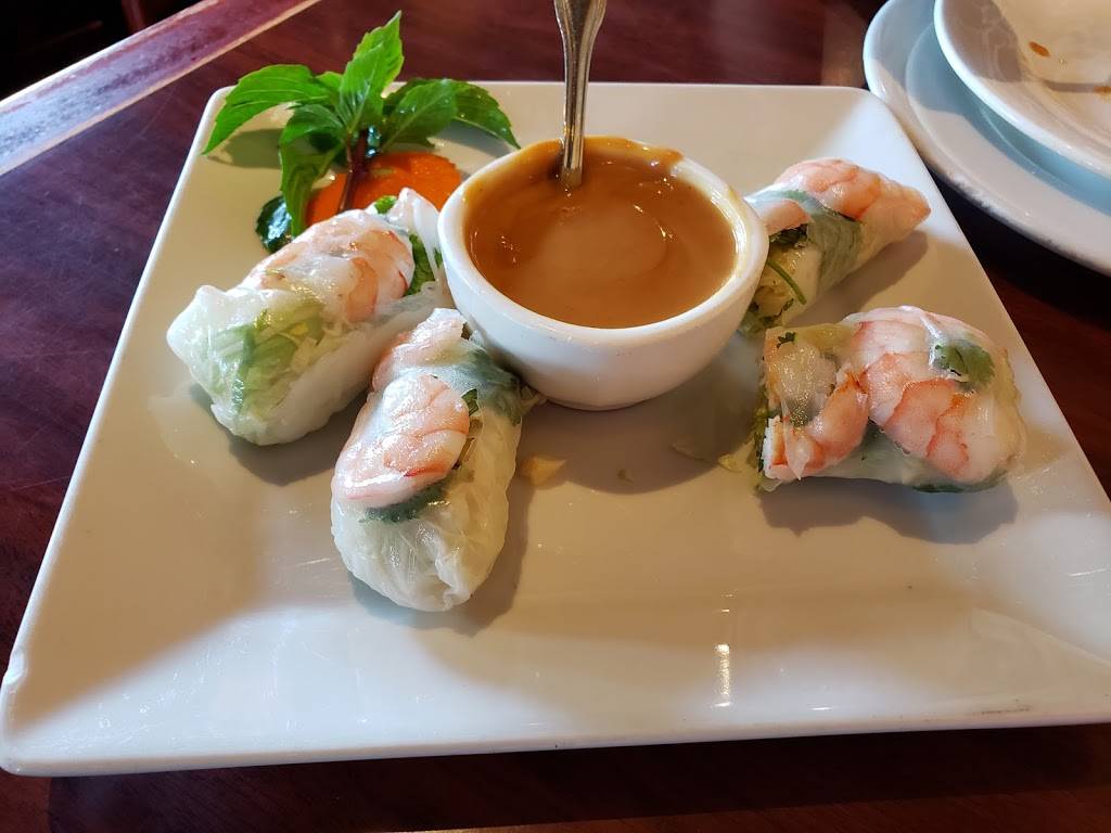 Simply Thai | restaurant | 235 Strander Blvd #140, Tukwila, WA 98188, USA | 2065758777 OR +1 206-575-8777