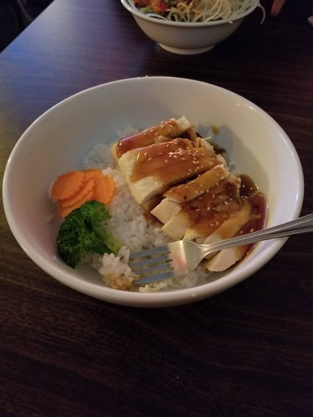 Tower Sushi | restaurant | 724 E Olive Ave, Fresno, CA 93728, USA | 5594853978 OR +1 559-485-3978