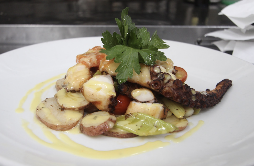 Bocca di Bacco | restaurant | 169 9th Ave, New York, NY 10011, USA | 2129898400 OR +1 212-989-8400