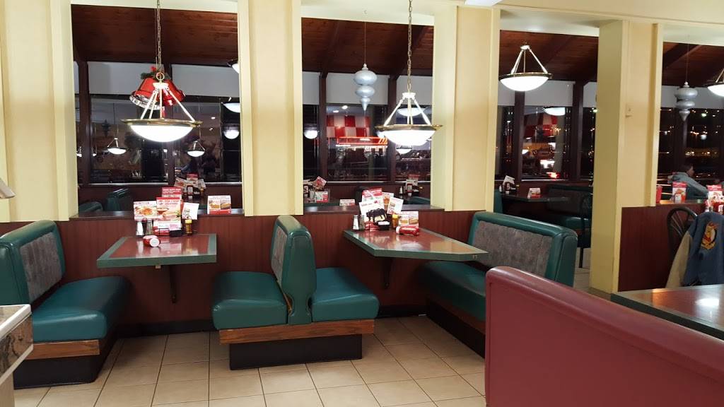 BIG BOY | restaurant | 3111 Center Ave, Essexville, MI 48732, USA | 9898929311 OR +1 989-892-9311