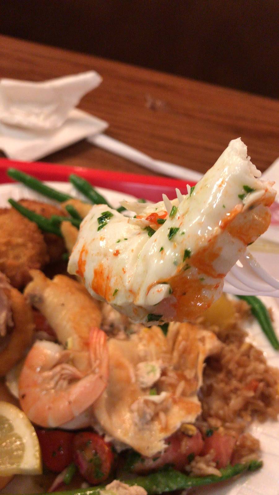 Pages Restaurant On the Mall | restaurant | 150 Halsey St, Newark, NJ 07102, USA | 9736236284 OR +1 973-623-6284