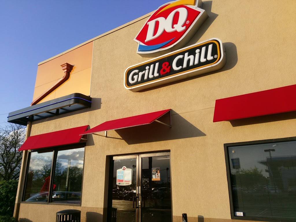 Dairy Queen Grill & Chill | restaurant | 9656 Bluegrass Pkwy, Louisville, KY 40299, USA | 5024930878 OR +1 502-493-0878
