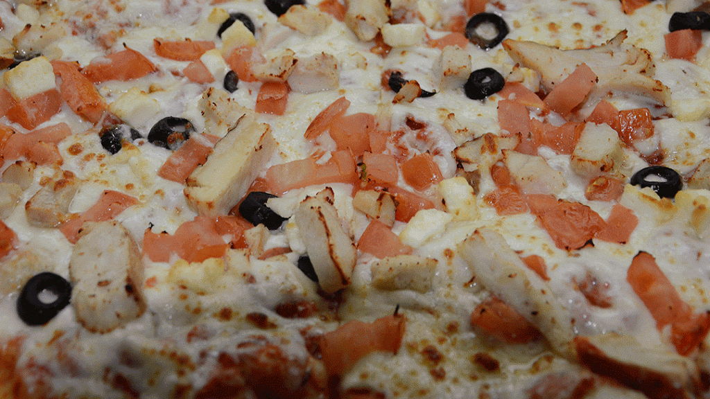 Marios Pizza &wings | restaurant | 700 Strasburg Rd, Kitchener, ON N2E 2M2, Canada | 5195717373 OR +1 519-571-7373