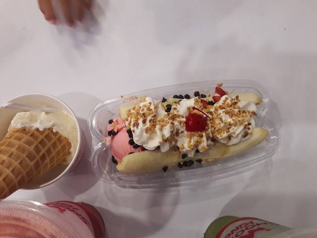 Chick-fil-A | restaurant | 2222 Shearn St, Houston, TX 77007, USA | 7138624311 OR +1 713-862-4311