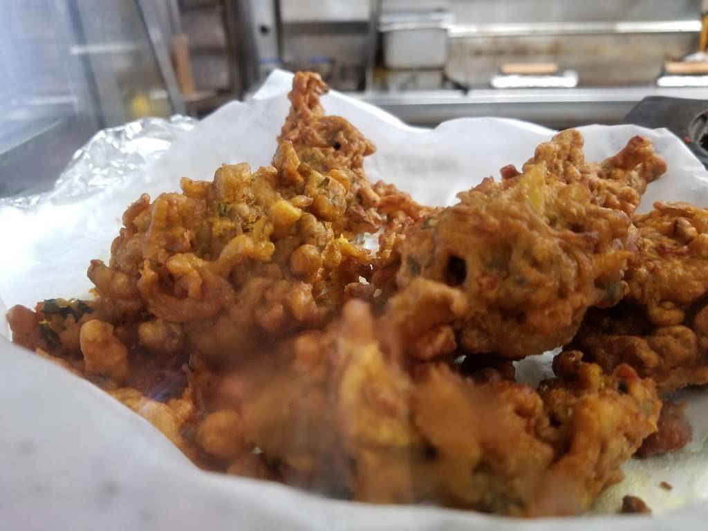 King Palace Gyro And Fried Chicken | restaurant | 1961 Flatbush Ave, Brooklyn, NY 11234, USA | 7189756803 OR +1 718-975-6803