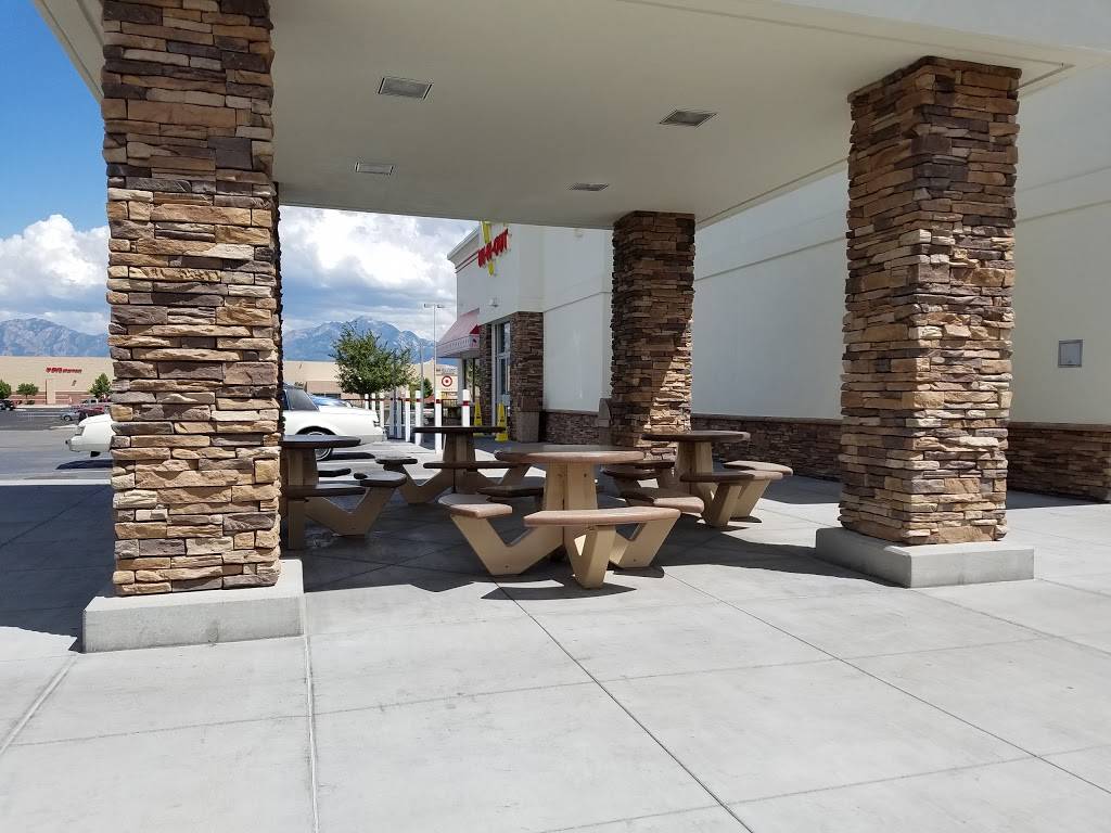 In-N-Out Burger | restaurant | 7785 Jordan Landing Blvd, West Jordan, UT 84084, USA | 8007861000 OR +1 800-786-1000