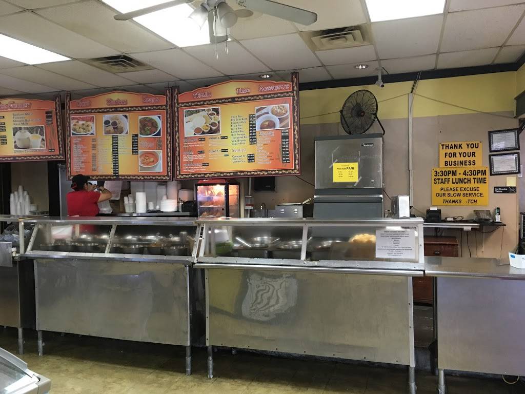 Taj Chaat House | restaurant | 1057 W Rochelle Rd, Irving, TX 75062, USA | 2145961133 OR +1 214-596-1133