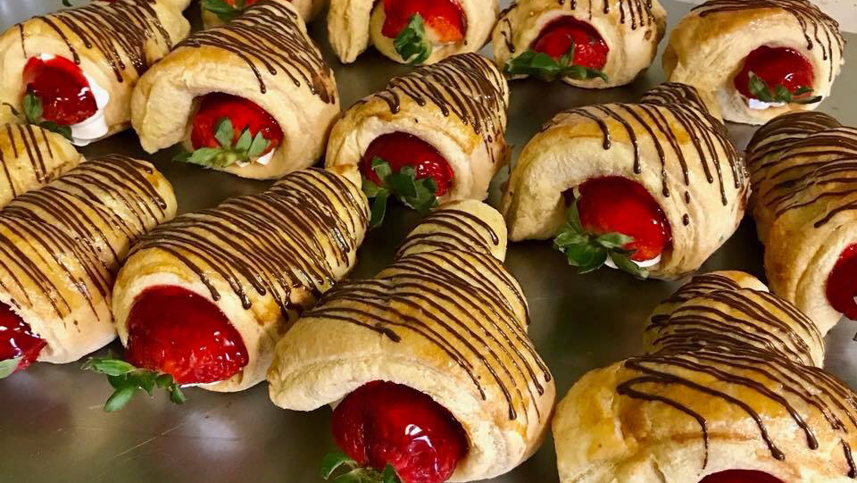 Sandys Cafe & Bakery Inc | cafe | 426 E Howard St, Live Oak, FL 32064, USA | 3863623875 OR +1 386-362-3875