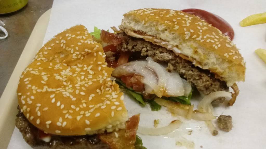 Small Burger | restaurant | 1820 W 18th St, Chicago, IL 60608, USA | 3122264680 OR +1 312-226-4680