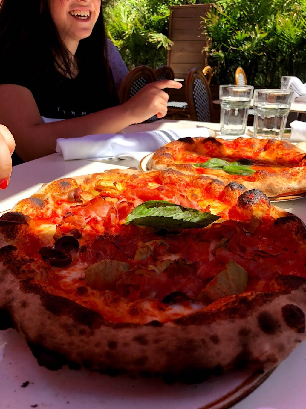 Industria Pizzeria + Bar | restaurant | 582 Chemin de Touraine, Boucherville, QC J4B 5E4, Canada | 4506417167 OR +1 450-641-7167