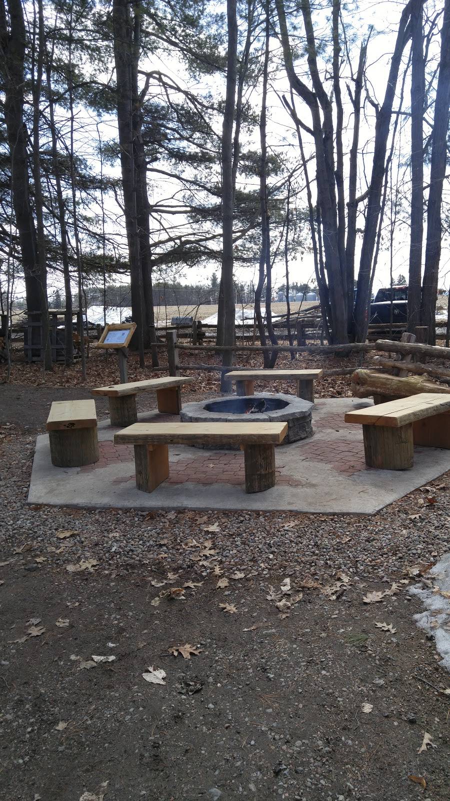 Sucrerie Alary | restaurant | 3242 QC-148, Luskville, QC J0X 2G0, Canada | 8194552572 OR +1 819-455-2572