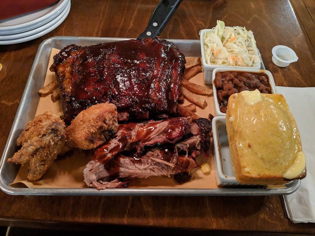 Rib Crib | restaurant | 106 Lakeport Rd, St. Catharines, ON L2N 4R1, Canada | 9059341231 OR +1 905-934-1231