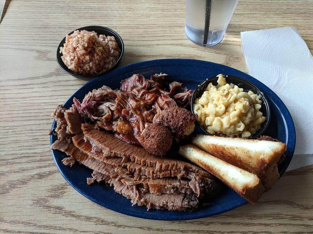 Bibs Downtown | restaurant | 675 W 5th St, Winston-Salem, NC 27101, USA | 3367220007 OR +1 336-722-0007