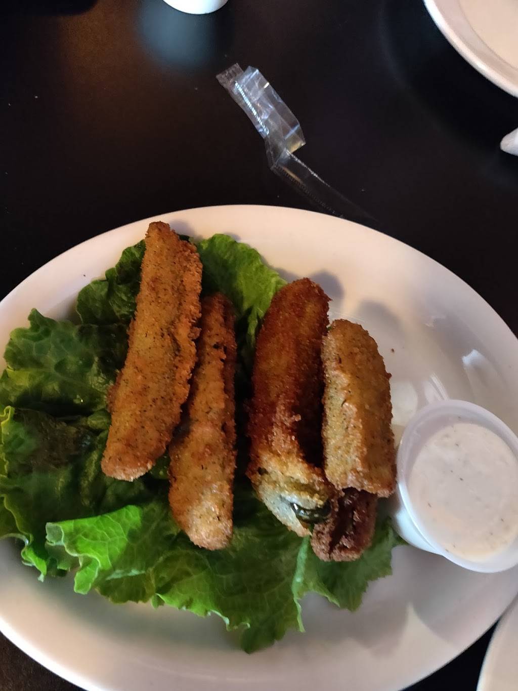 Reds Ale House | restaurant | 36 Drew Howard Rd, Crossville, TN 38558, USA | 9314567337 OR +1 931-456-7337