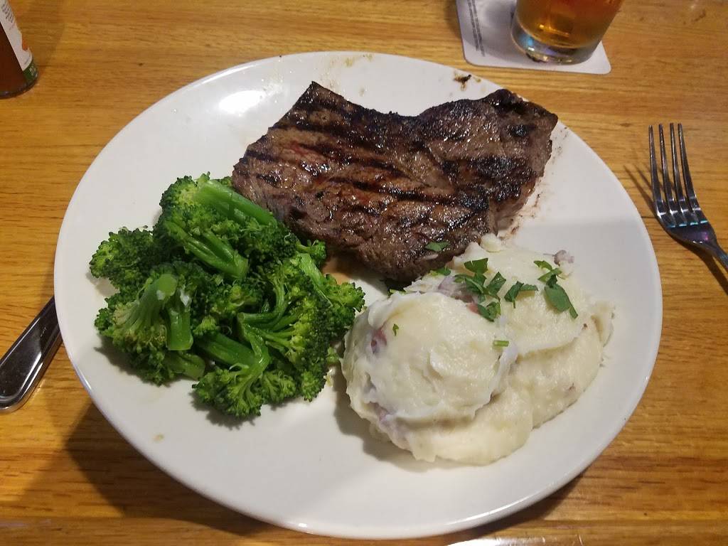 Applebees Grill + Bar | restaurant | 2109 Motel Dr, Bethlehem, PA 18018, USA | 6108677332 OR +1 610-867-7332