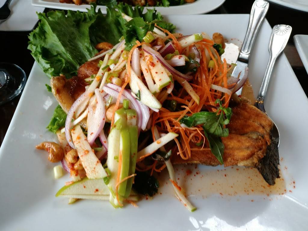 Similan Thai Cuisine | restaurant | 5704 E Lake Sammamish Pkwy SE #100th, Issaquah, WA 98029, USA | 4256778159 OR +1 425-677-8159