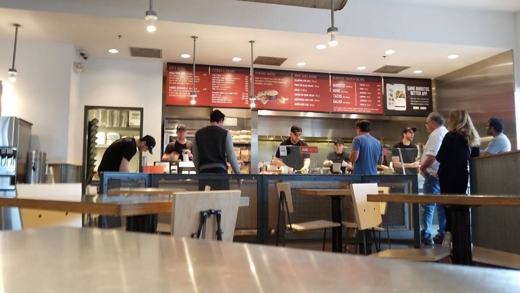 Chipotle Mexican Grill | restaurant | 15035 N Thompson Peak Pkwy Ste E101, Scottsdale, AZ 85260, USA | 4806615650 OR +1 480-661-5650