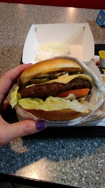 Carls Jr. | meal takeaway | 5575 Woodman Ave, Van Nuys, CA 91401, USA | 8189942056 OR +1 818-994-2056