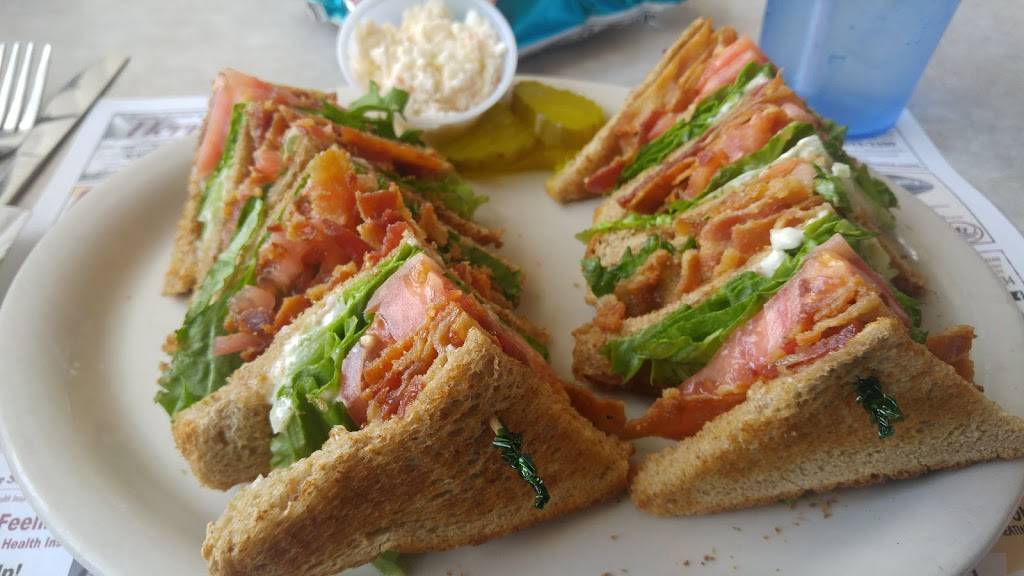 Hamilton Family Restaurant | restaurant | 2027 Hamilton St, Allentown, PA 18104, USA | 6104336452 OR +1 610-433-6452