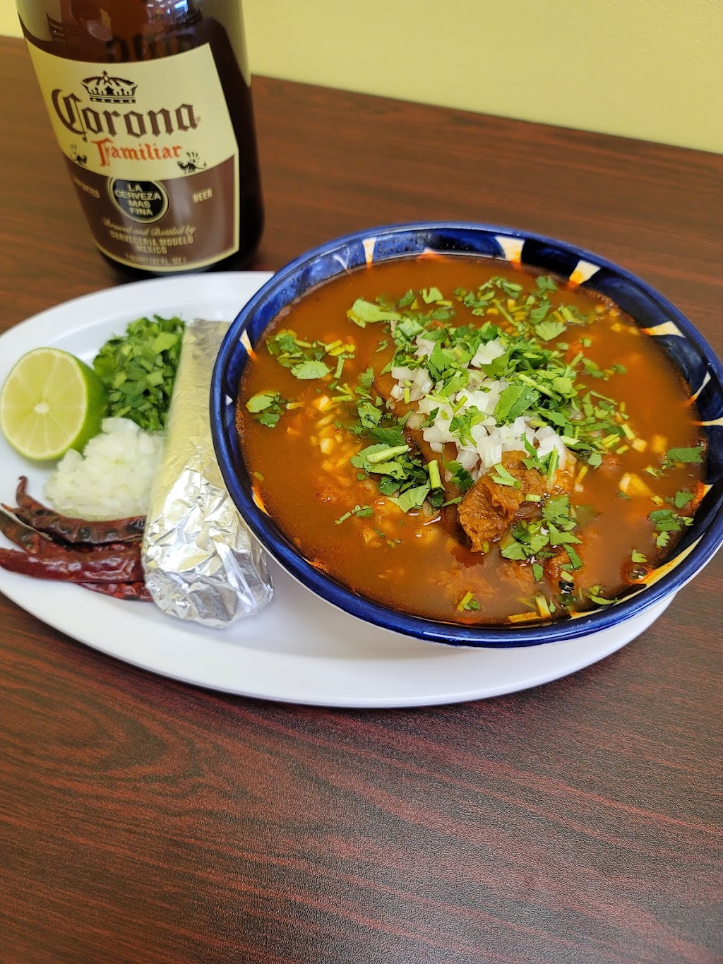 La Raza Market And Taqueria | restaurant | 1904 Missouri Blvd, Jefferson City, MO 65109, USA | 5736355005 OR +1 573-635-5005