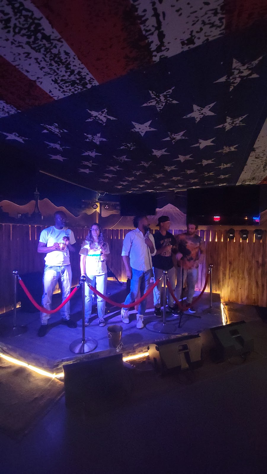 Backyard | restaurant | 115 S Water St, Henderson, NV 89015, USA | 7024739780 OR +1 702-473-9780