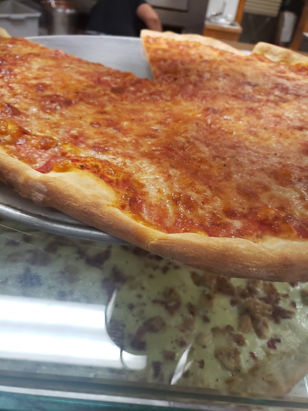 Gotta Luv It Pizzeria & Sandwich Shop | restaurant | 187 Kingston Ave, Wurtsboro, NY 12790, USA | 8458884222 OR +1 845-888-4222