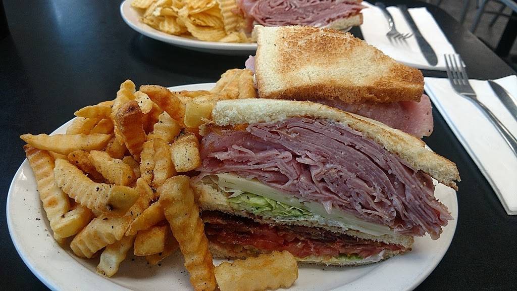 Fort Wright Family Restaurant | restaurant | 1860 Ashwood Cir, Fort Wright, KY 41011, USA | 8593318359 OR +1 859-331-8359