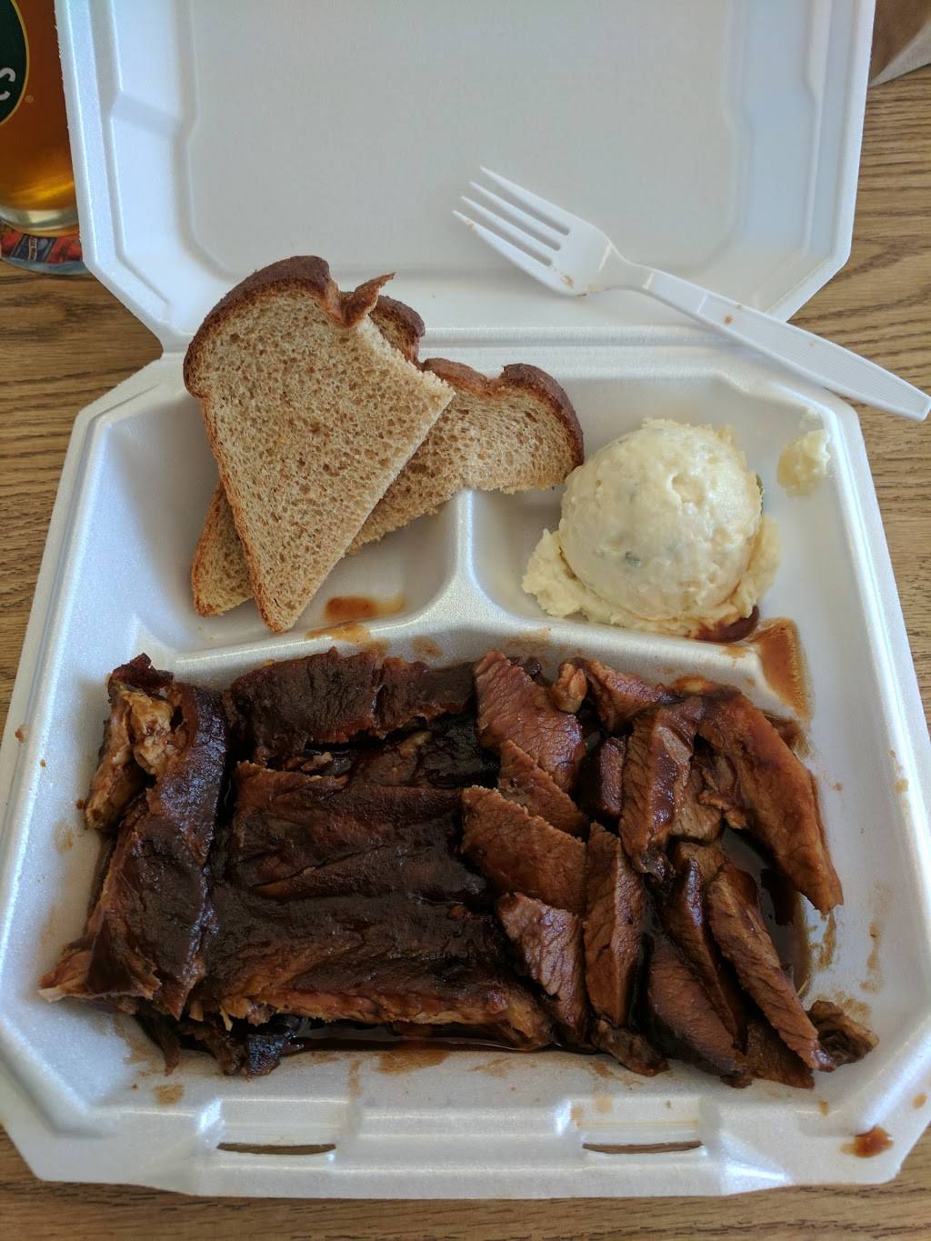 Carmen & Family Bar-B-Q | restaurant | 41986 Fremont Blvd, Fremont, CA 94538, USA | 5106575464 OR +1 510-657-5464