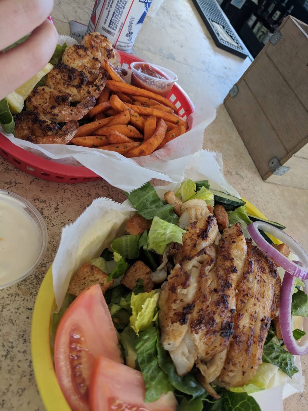 Logans Beach Bar | restaurant | 200 N Broadwalk, Hollywood, FL 33019, USA | 9549227057 OR +1 954-922-7057