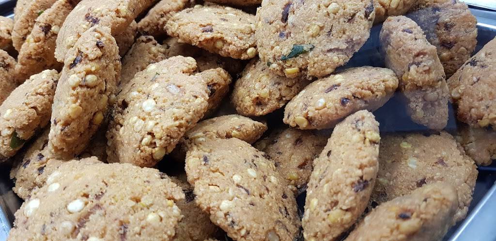 Bitunthavanam | restaurant | 900 Rathburn Rd W, Mississauga, ON L5C 4L8, Canada | 9052324700 OR +1 905-232-4700