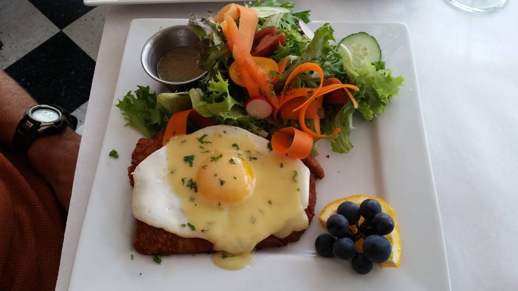 Fritz & Frites Bistro | restaurant | 317 N Main St, Galena, IL 61036, USA | 8157772004 OR +1 815-777-2004