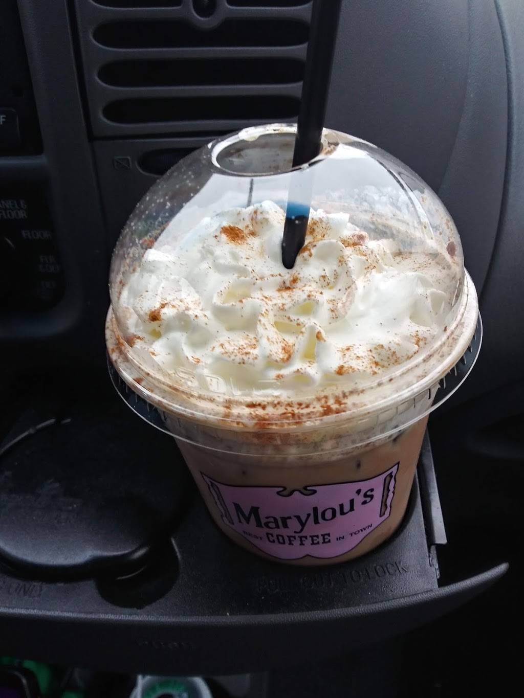 Marylous Coffee | restaurant | 890 S Washington St, North Attleborough, MA 02760, USA | 5083164201 OR +1 508-316-4201