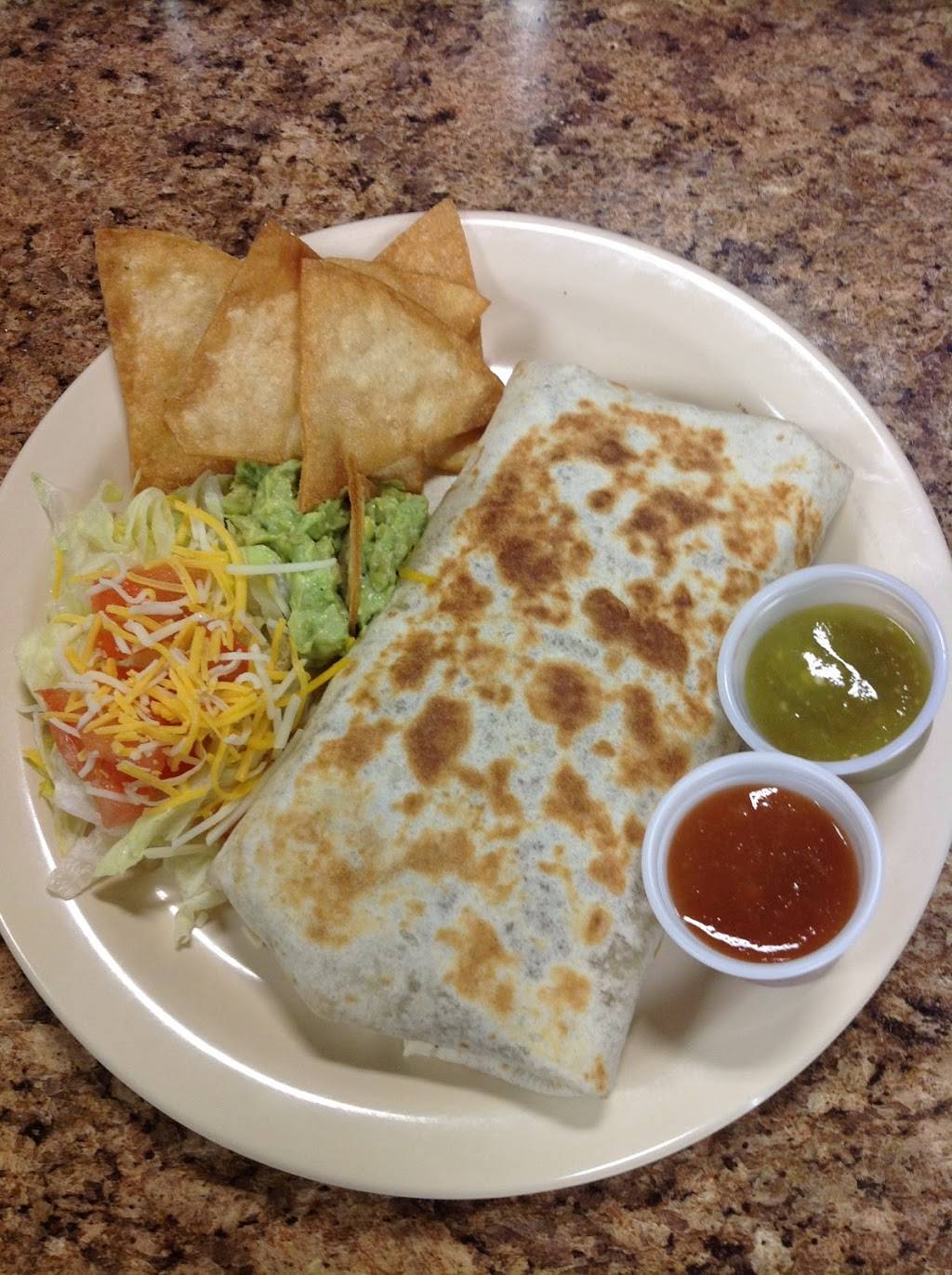 Las Tres Amigas | restaurant | 910 SE Military Dr, San Antonio, TX 78214, USA | 2103222835 OR +1 210-322-2835