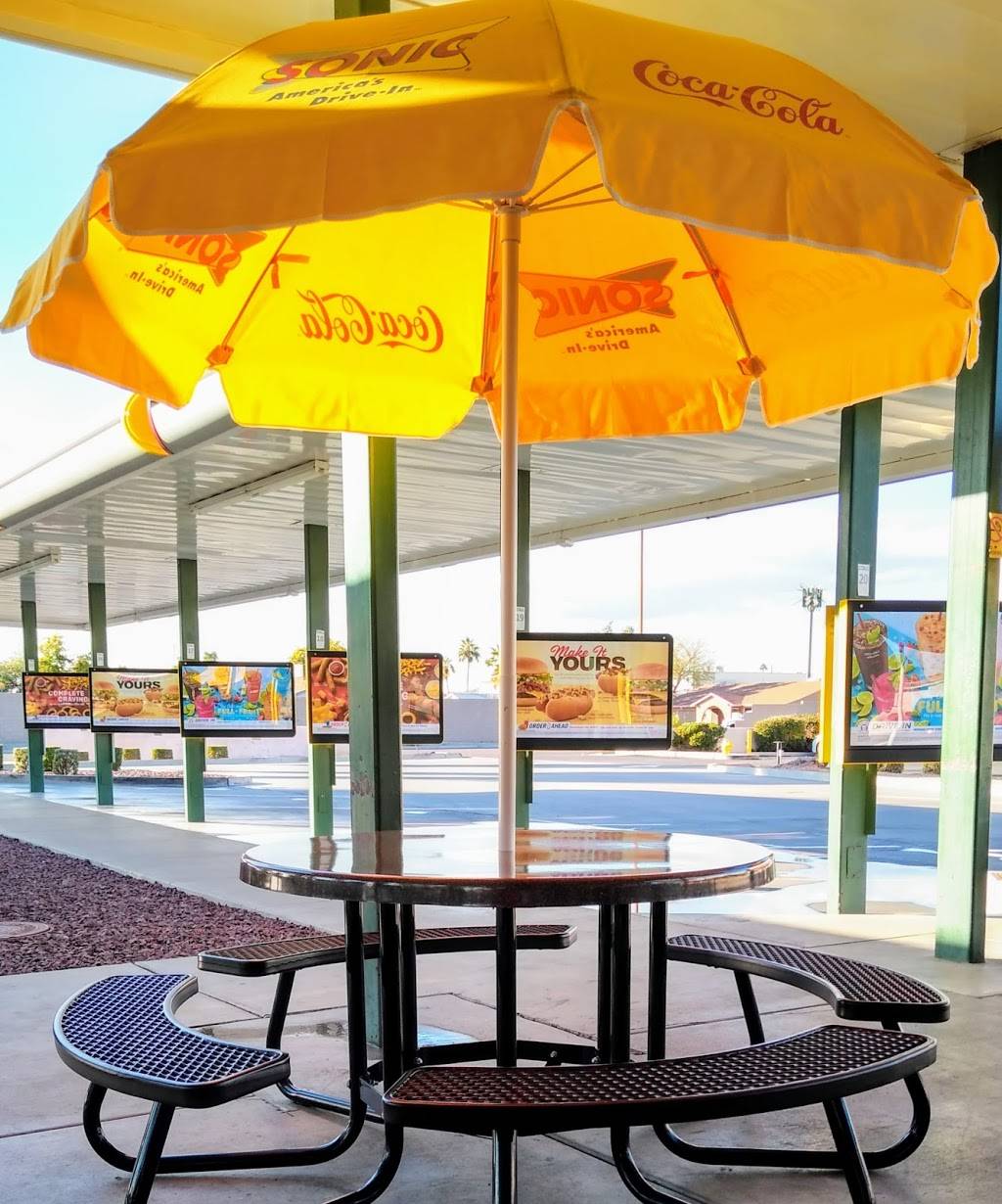 Sonic Drive-In | restaurant | 2935 S Dobson Rd, Mesa, AZ 85202, USA | 4804917811 OR +1 480-491-7811
