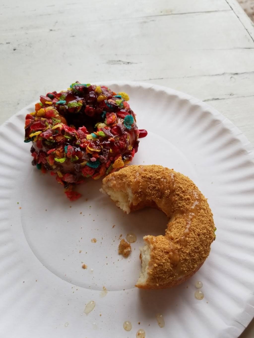 The Donut Experiment | cafe | 210c Pine Ave, Anna Maria, FL 34216, USA | 9418963172 OR +1 941-896-3172