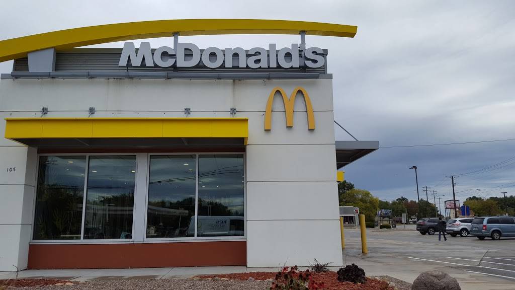 McDonalds | cafe | 105 Main St, Oconto, WI 54153, USA | 9208342744 OR +1 920-834-2744