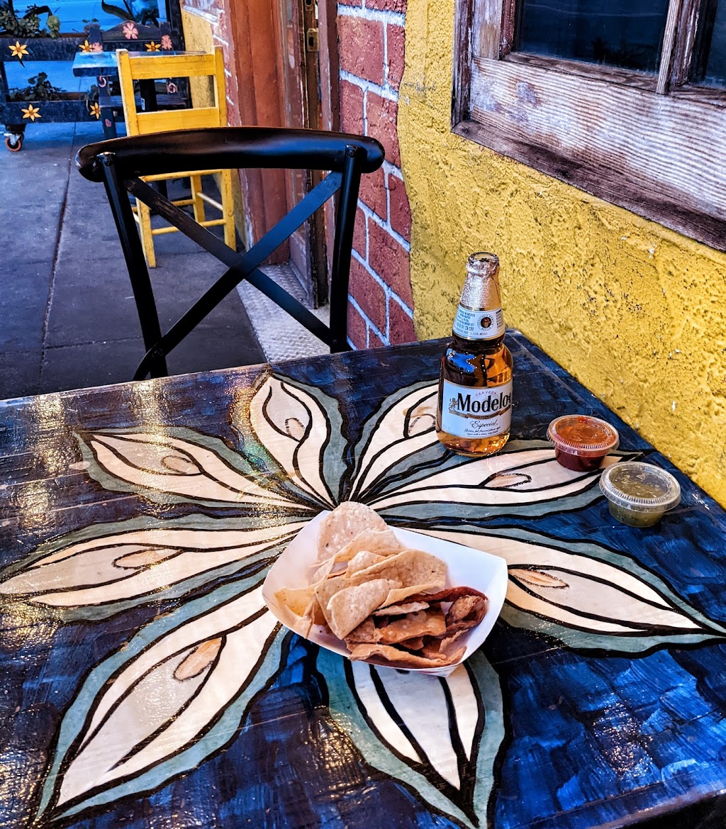 El Metate | restaurant | 2406 Bryant St, San Francisco, CA 94110, USA | 4156417209 OR +1 415-641-7209