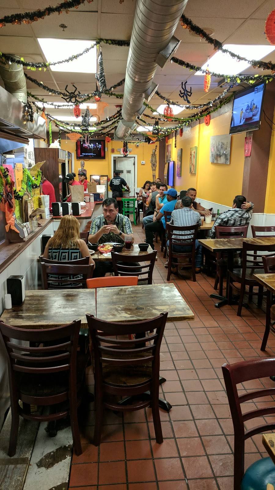 El Oaxaqueño 2 | restaurant | 260 Drift St, New Brunswick, NJ 08901, USA | 7325456869 OR +1 732-545-6869