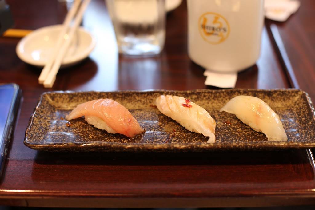 Shiros Sushi | restaurant | 2401 2nd Ave, Seattle, WA 98121, USA | 2064439844 OR +1 206-443-9844
