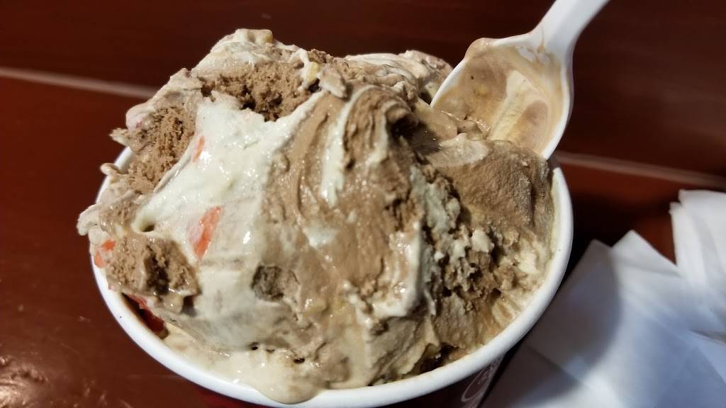 Cold Stone Creamery | bakery | 8190 Strawberry Ln Ste 7, Falls Church, VA 22042, USA | 7039929805 OR +1 703-992-9805