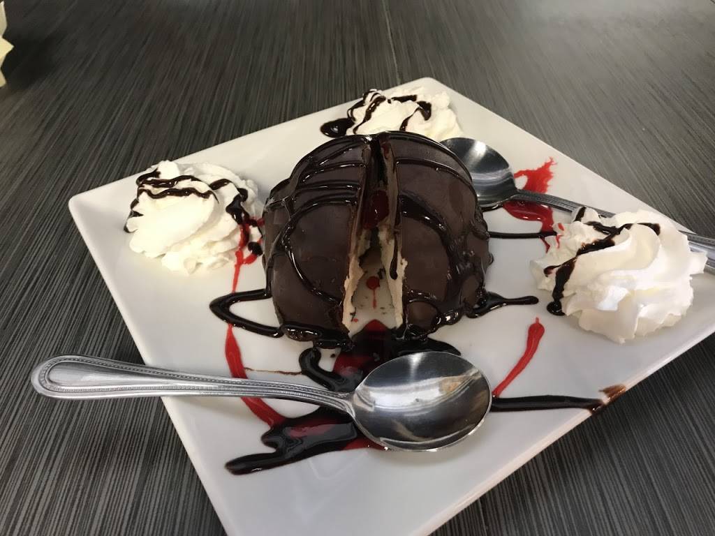 Aldas Diner | restaurant | 7550 Mission Hills Dr #102, Naples, FL 34119, USA | 2395296103 OR +1 239-529-6103