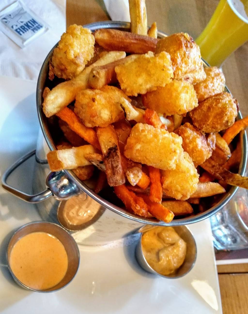 Firkin on Harbour | restaurant | 10 Yonge St, Toronto, ON M5E 1R4, Canada | 4169015991 OR +1 416-901-5991